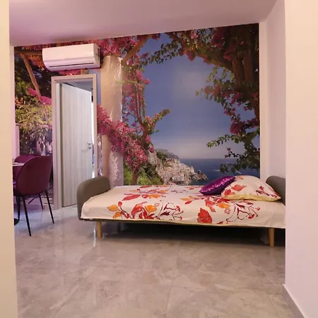 Klaudia Apartment *
